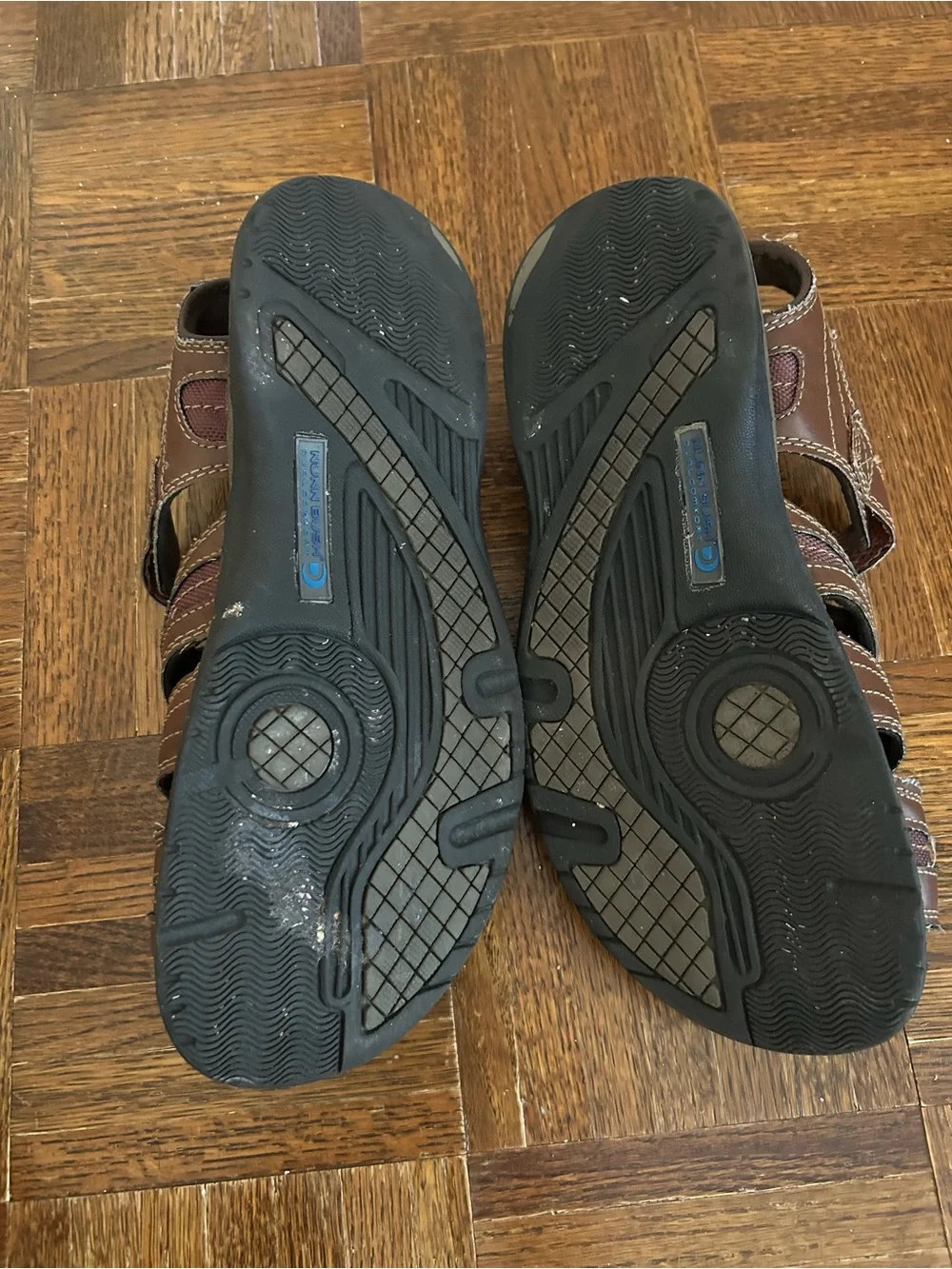 Nunn Bush Men's Brown Leather Fisherman-Style Sandals with Hook Strap size 10